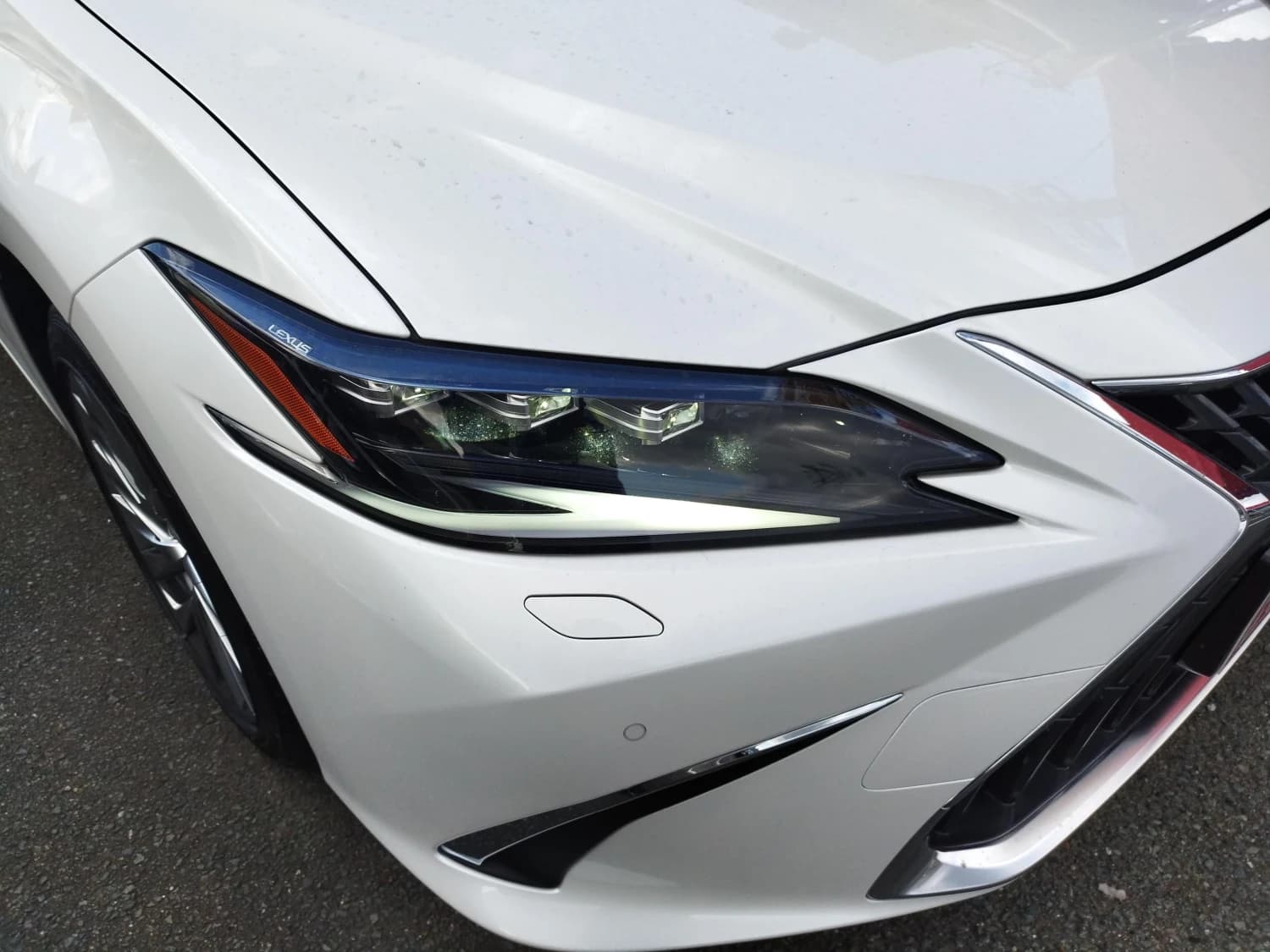 Lexus ES 300h Version L - фото 39