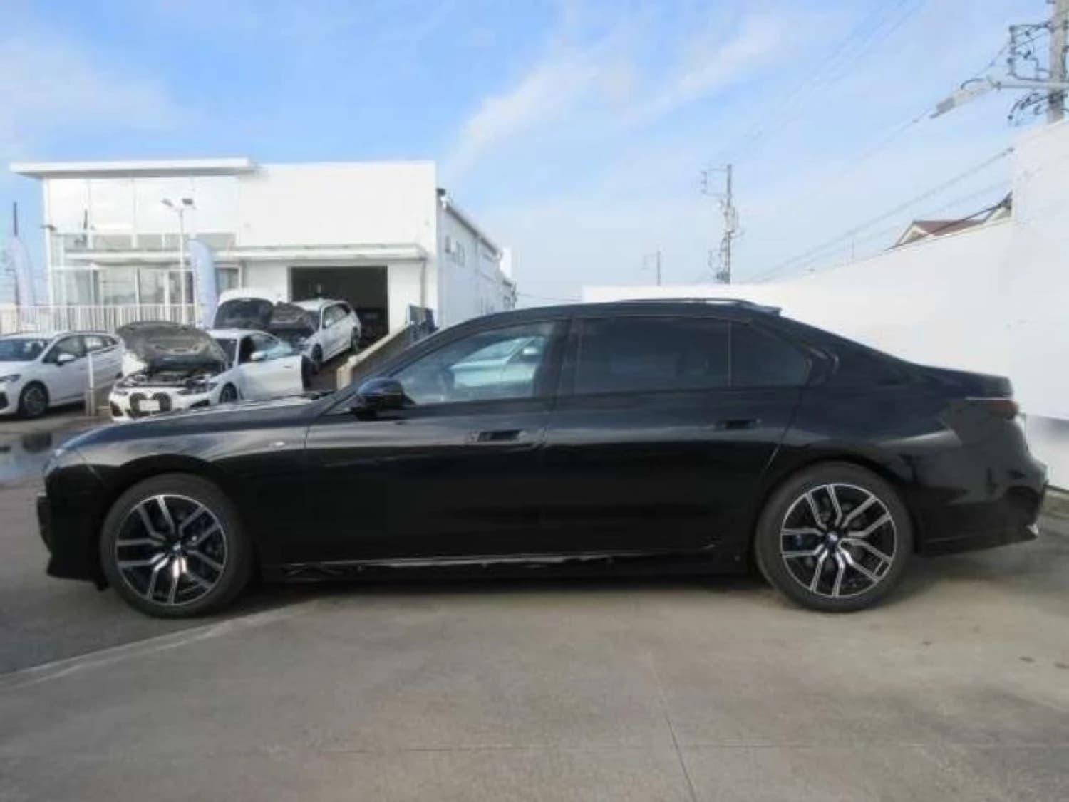 BMW 7 series 740i M Sport - фото 4