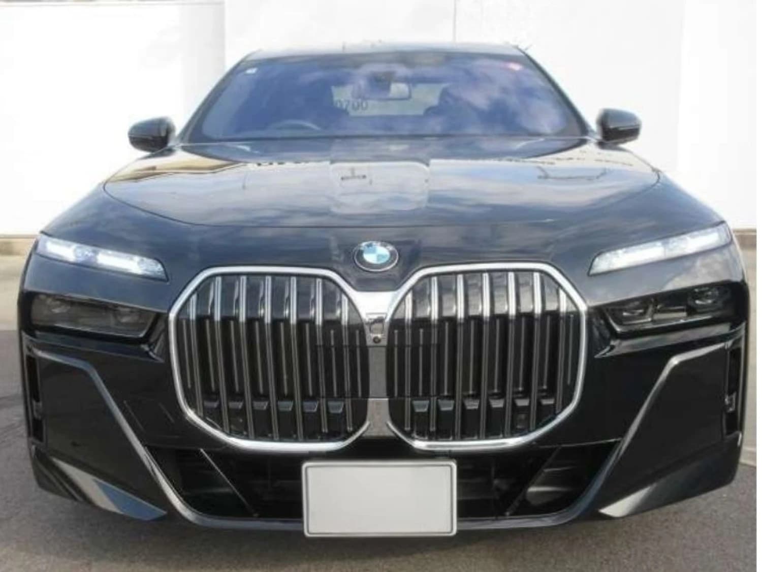 BMW 7 series 740i M Sport - фото 7