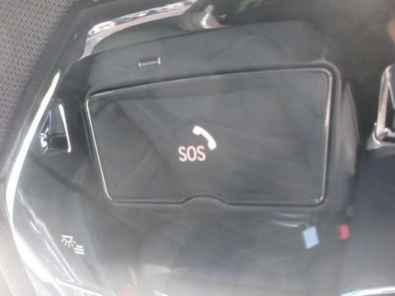 BMW 7 series 740i M Sport - фото 23