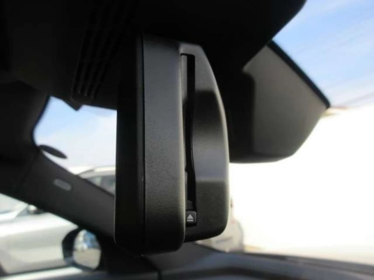 BMW 7 series 740i M Sport - фото 24