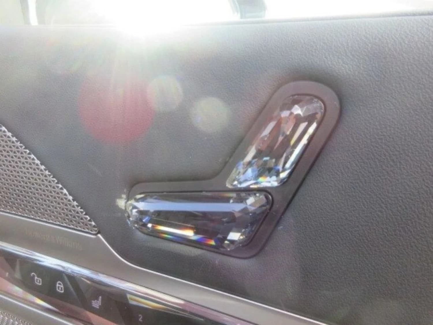 BMW 7 series 740i M Sport - фото 31