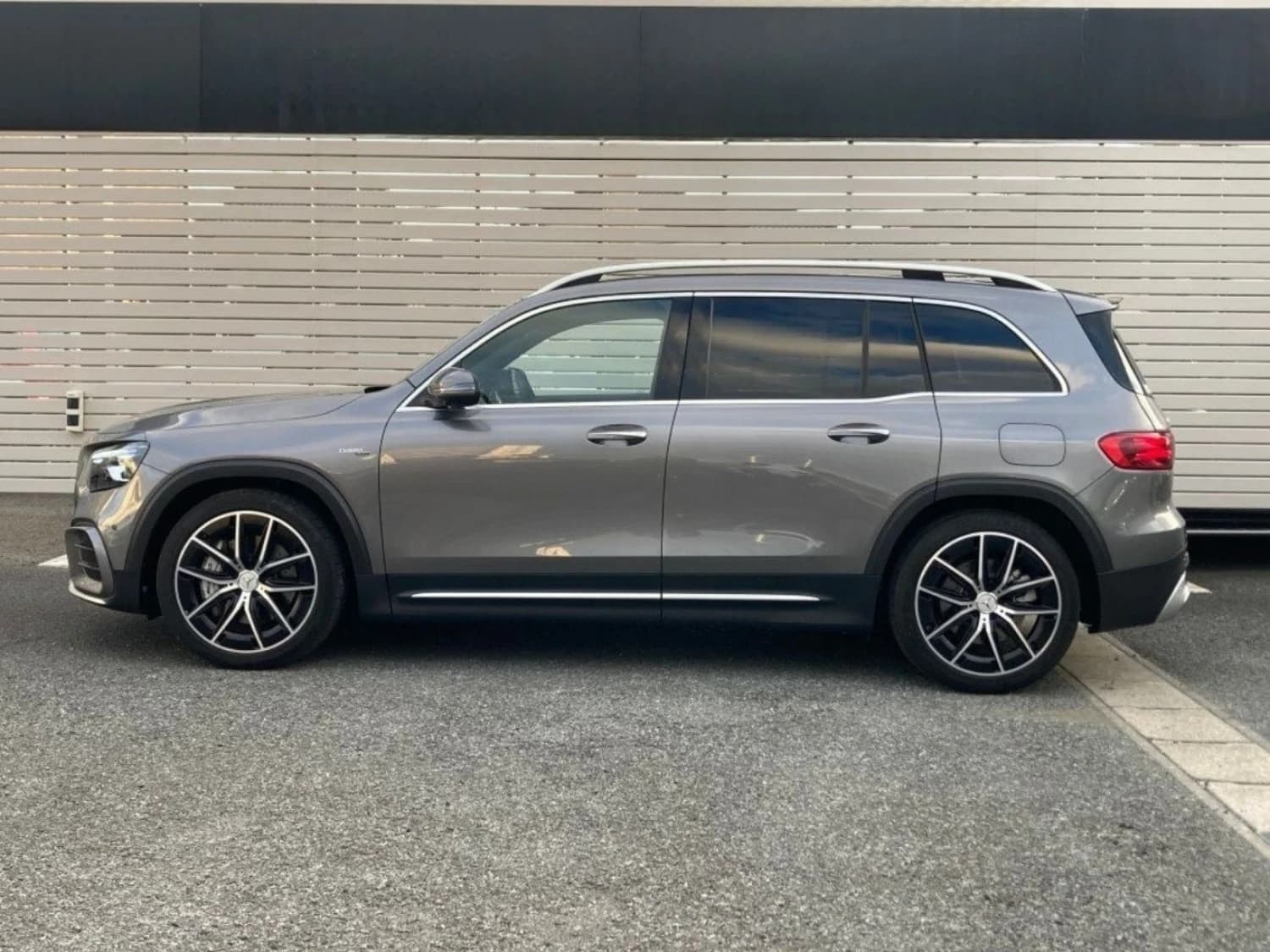 Mercedes GLB-class AMG GLB 35 4MATIC - фото 4