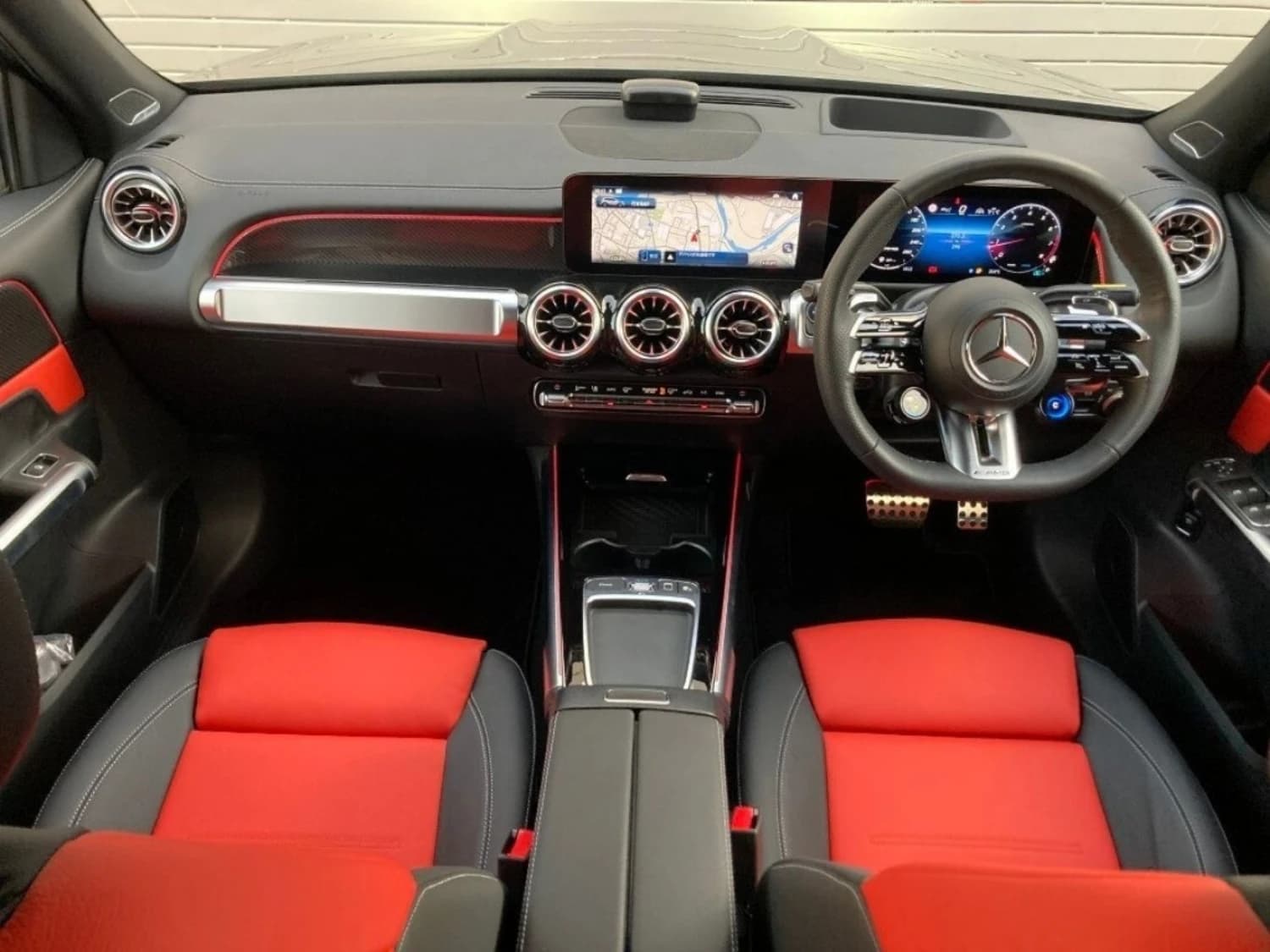 Mercedes GLB-class AMG GLB 35 4MATIC - фото 10