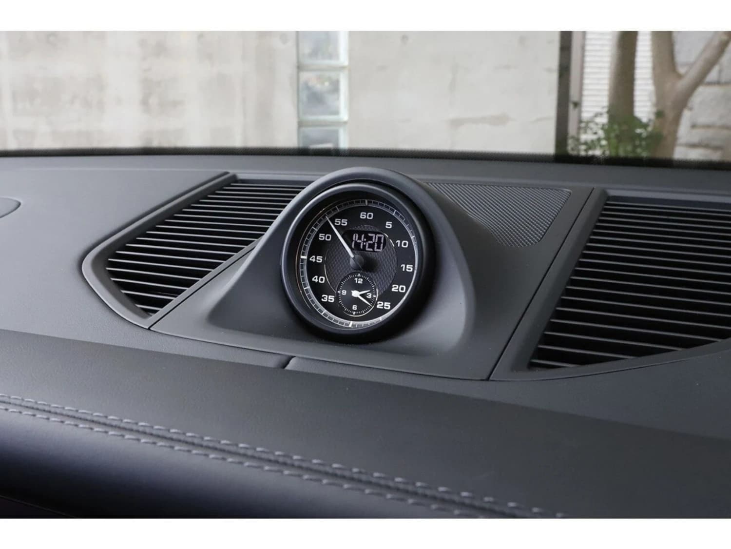 Porsche Macan PDK T - фото 29