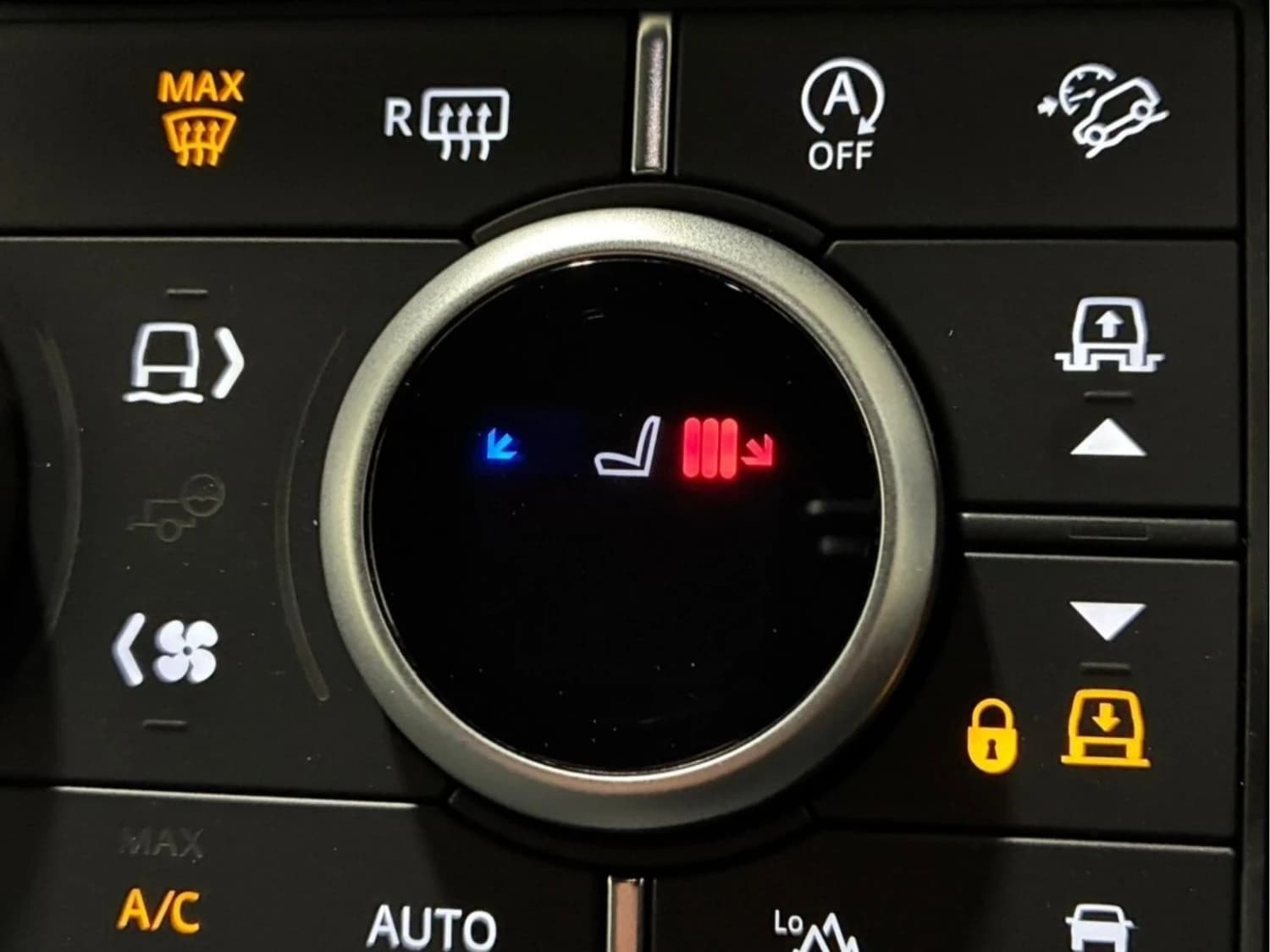 Land Rover Defender D300 X-Dynamic SE - фото 26