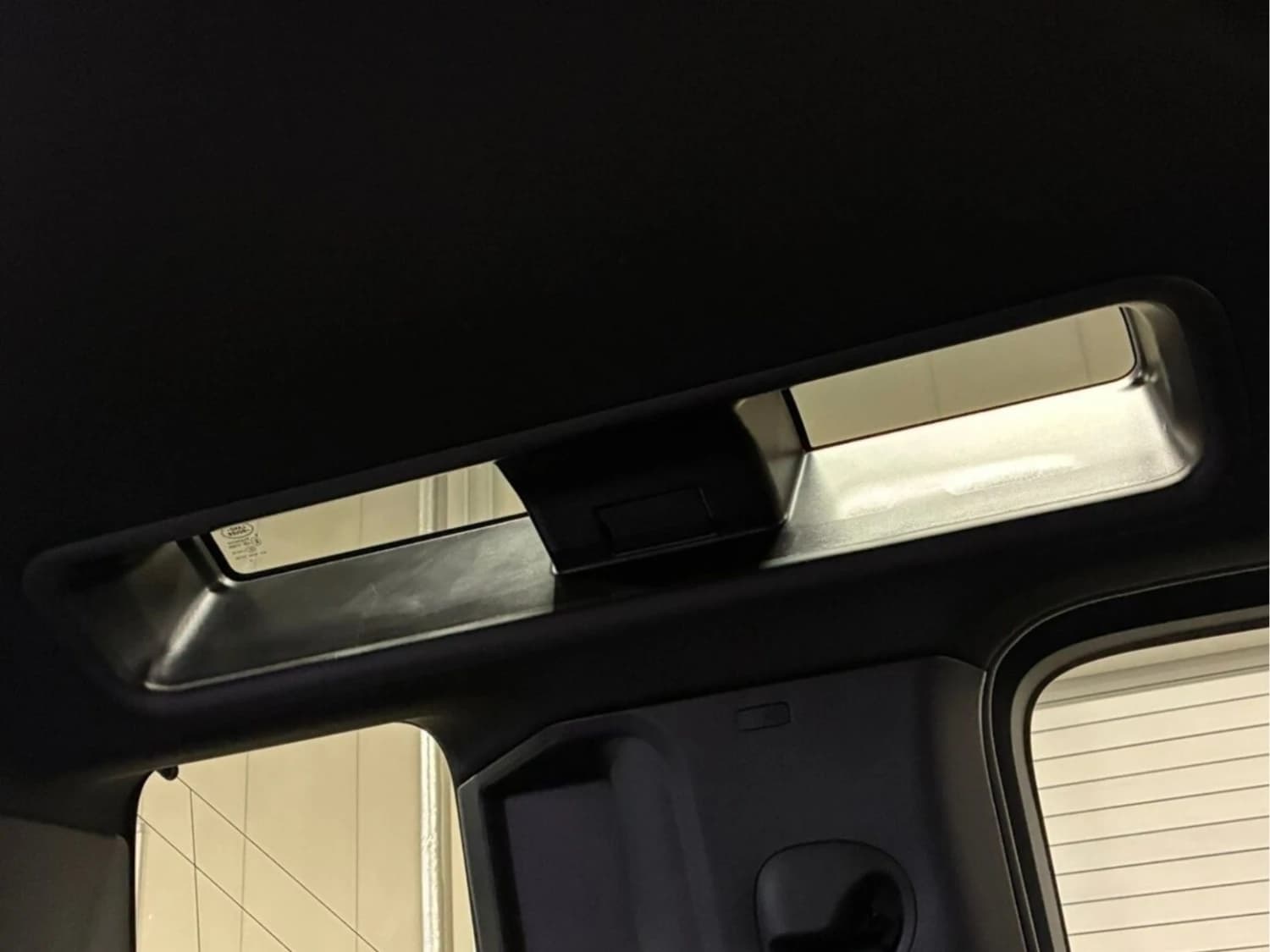 Land Rover Defender D300 X-Dynamic SE - фото 39