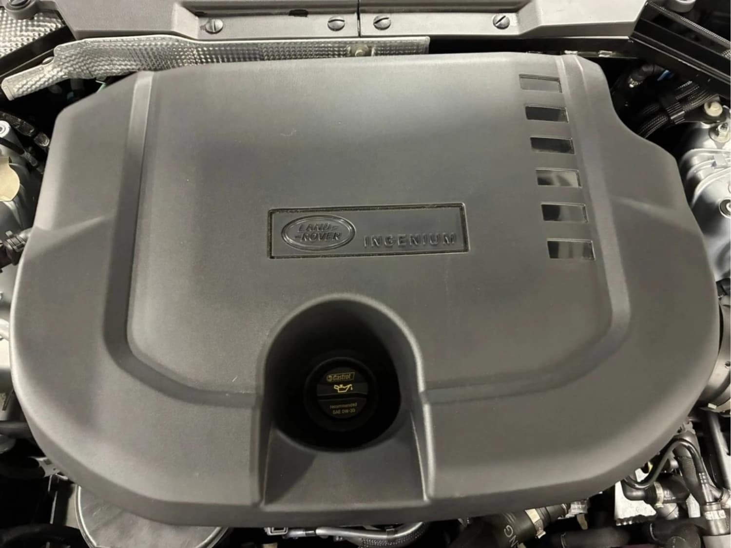 Land Rover Defender D300 X-Dynamic SE - фото 48