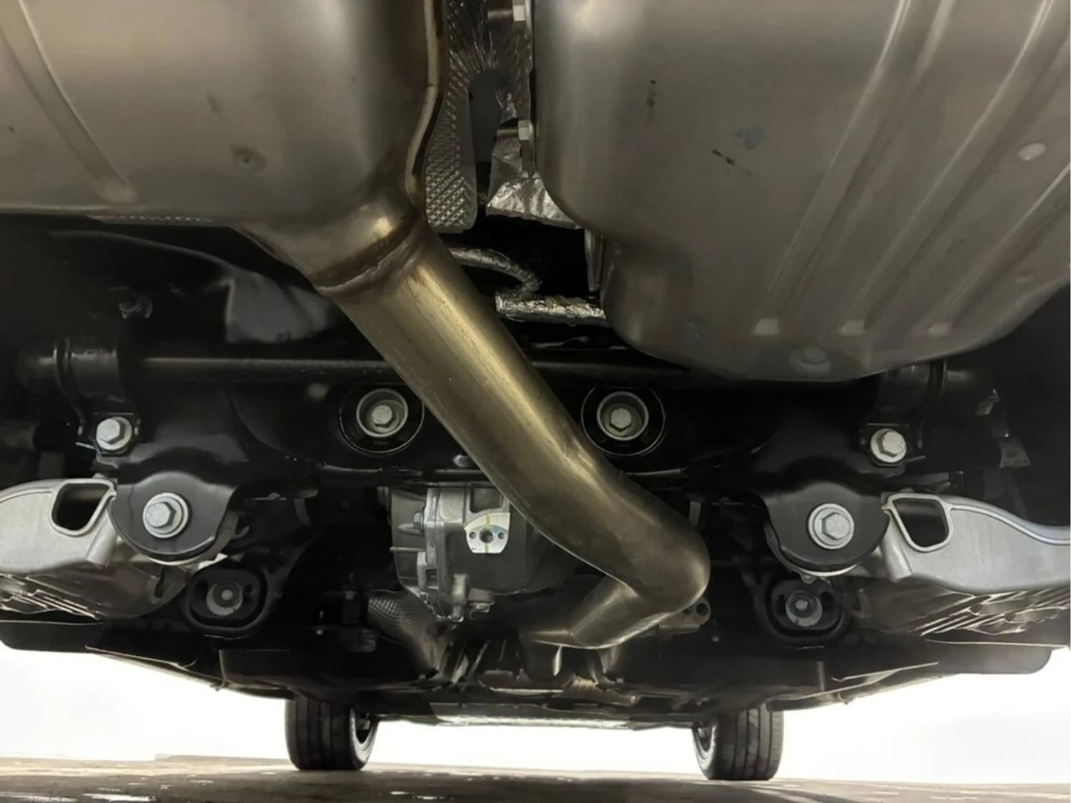 Land Rover Defender D300 X-Dynamic SE - фото 49