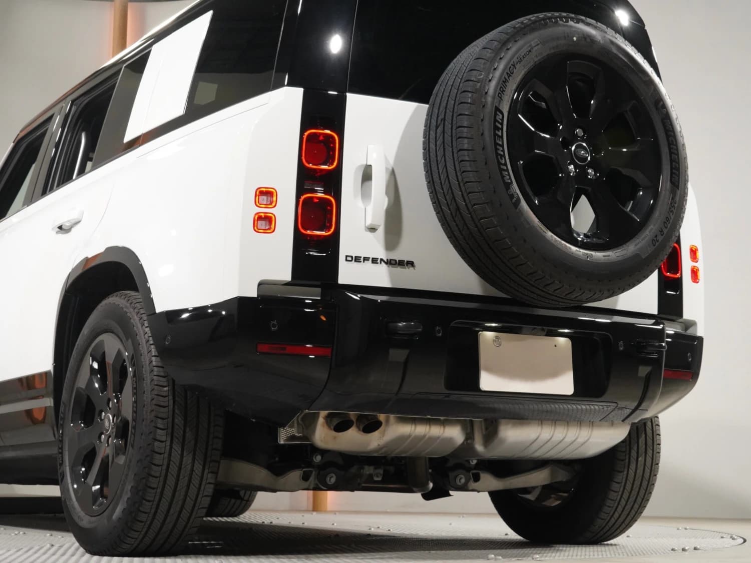 Land Rover Defender D350 X-Dynamic HSE - фото 5