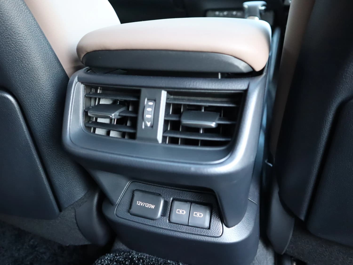 Lexus ES ES300h - фото 25