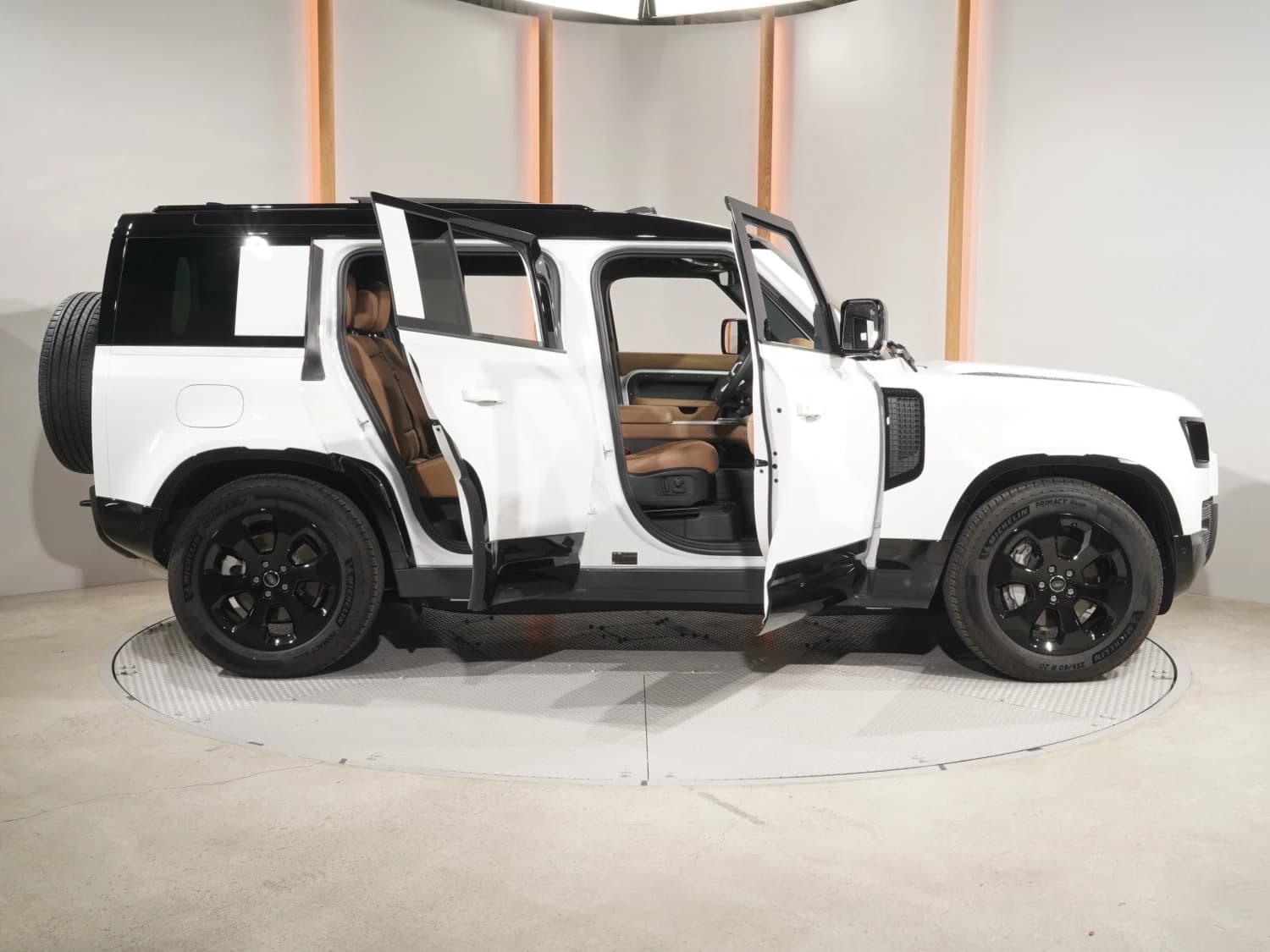 Land Rover Defender D350 X-Dynamic HSE - фото 9