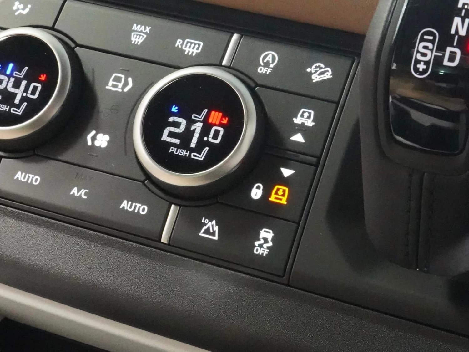 Land Rover Defender D350 X-Dynamic HSE - фото 25