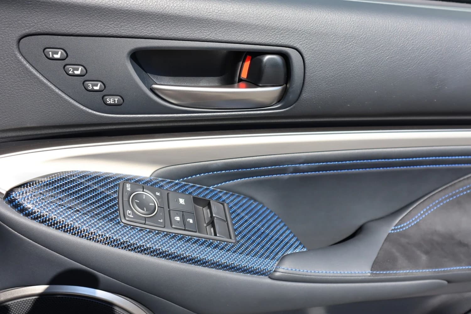 Lexus RC F Performance Package - фото 29