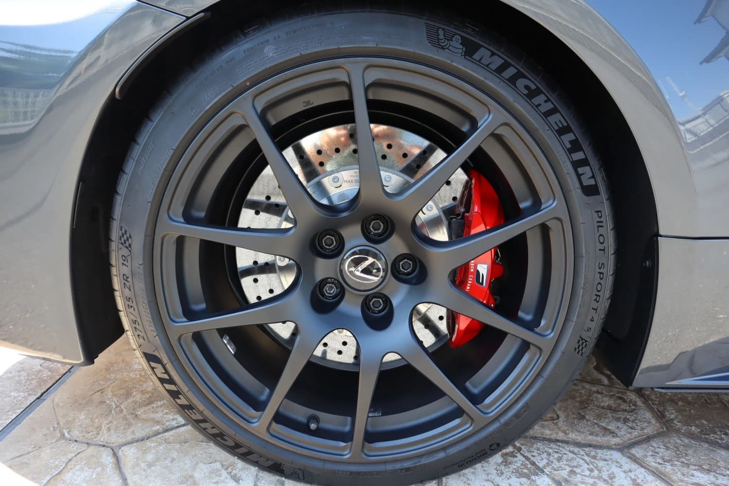 Lexus RC F Performance Package - фото 40