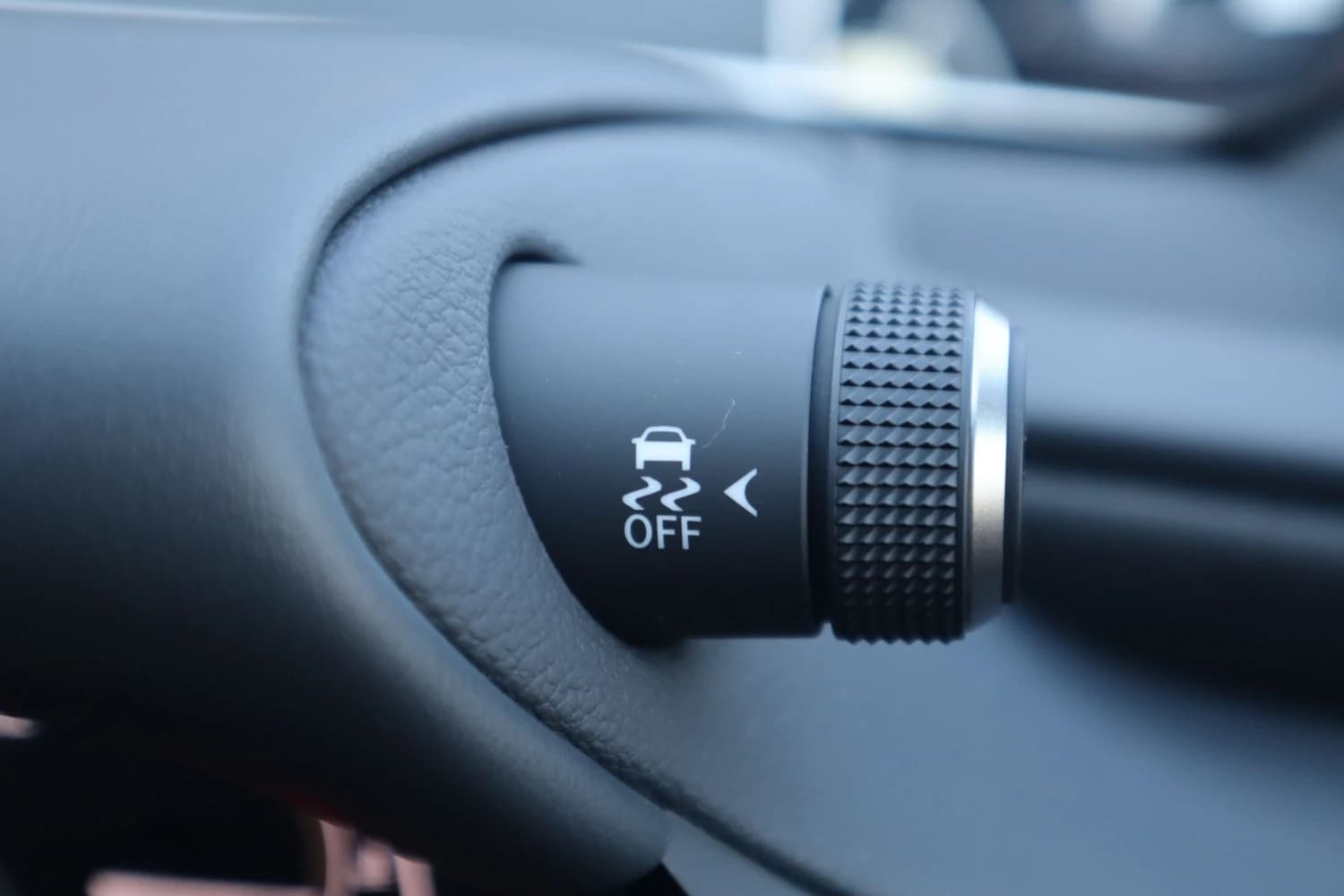 Lexus ES ES300h Graceful Escort - фото 19