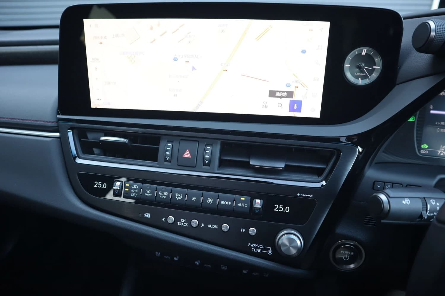 Lexus ES ES300h Graceful Escort - фото 22