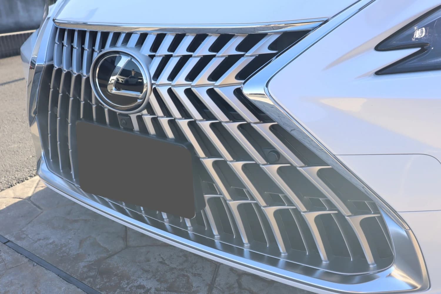 Lexus ES ES300h Graceful Escort - фото 41