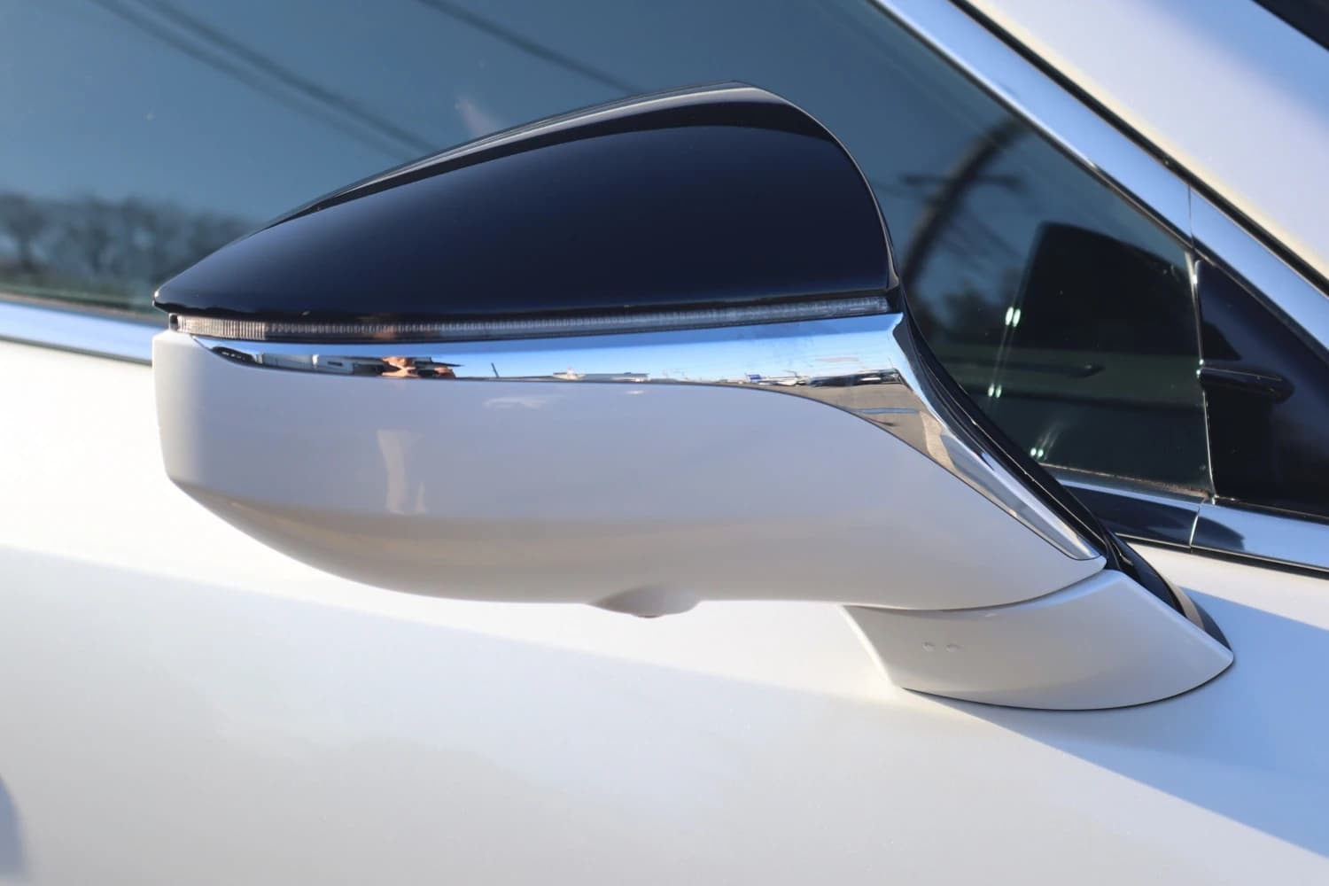 Lexus ES ES300h Graceful Escort - фото 44