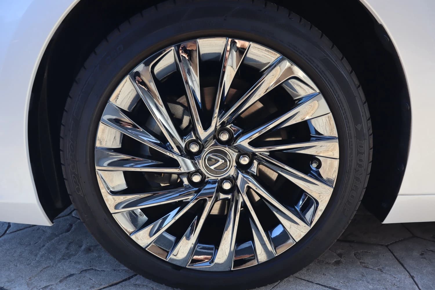 Lexus ES ES300h Graceful Escort - фото 46