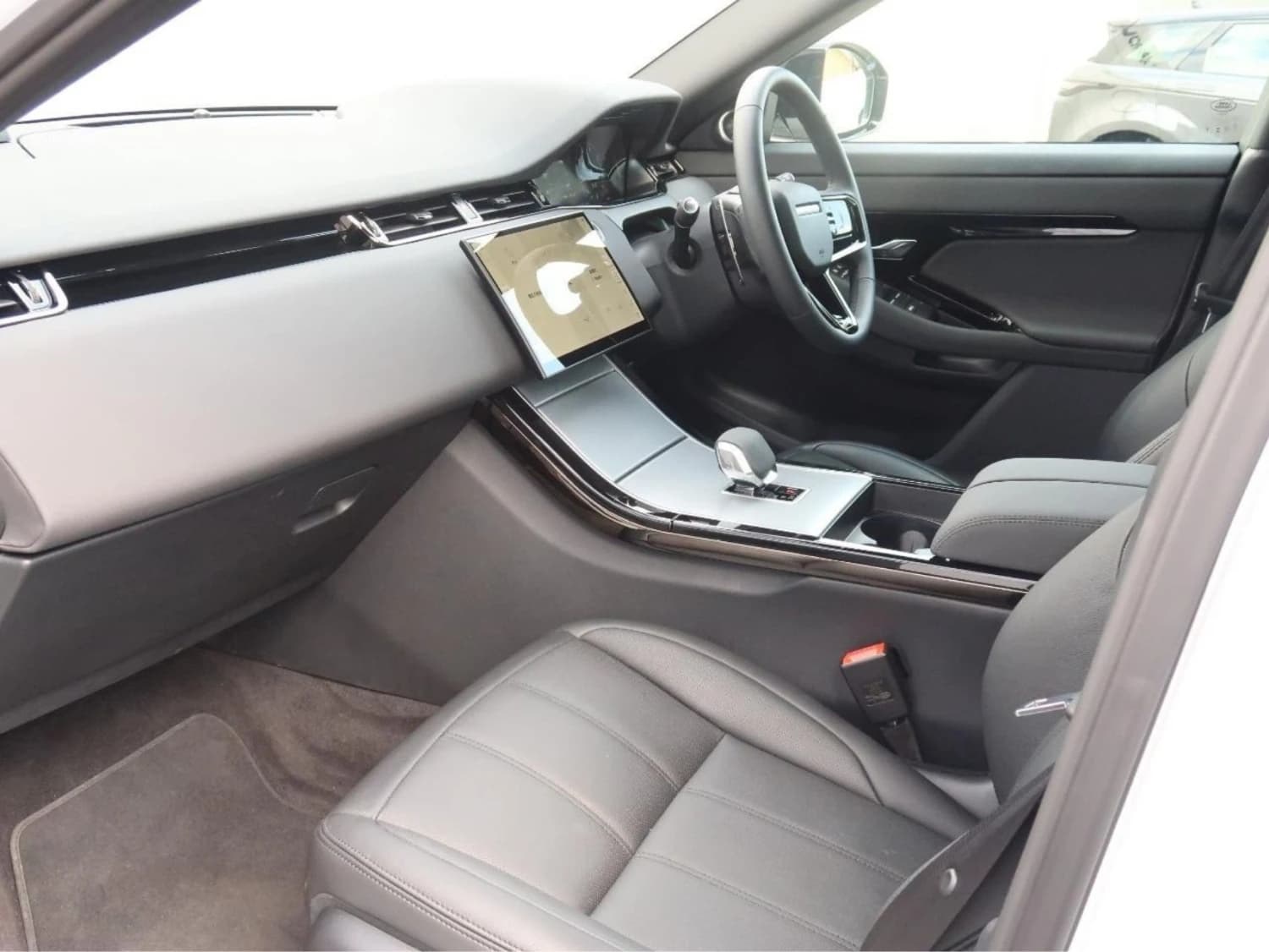 Land Rover Range Rover Evoque P200 - фото 11