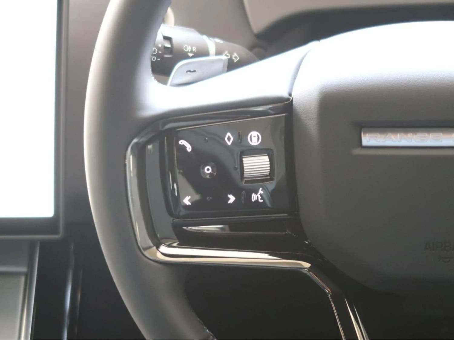 Land Rover Range Rover Evoque P200 - фото 15