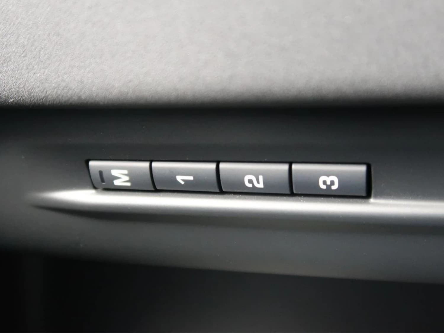 Land Rover Range Rover Evoque P200 - фото 29