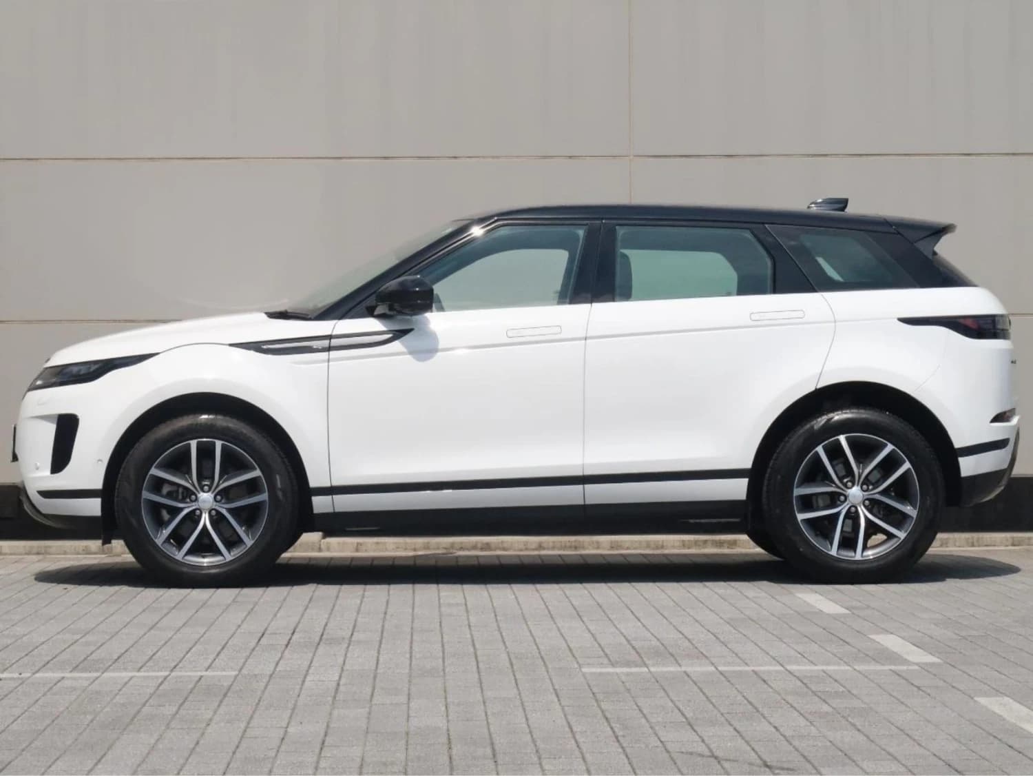 Land Rover Range Rover Evoque P200 - фото 3
