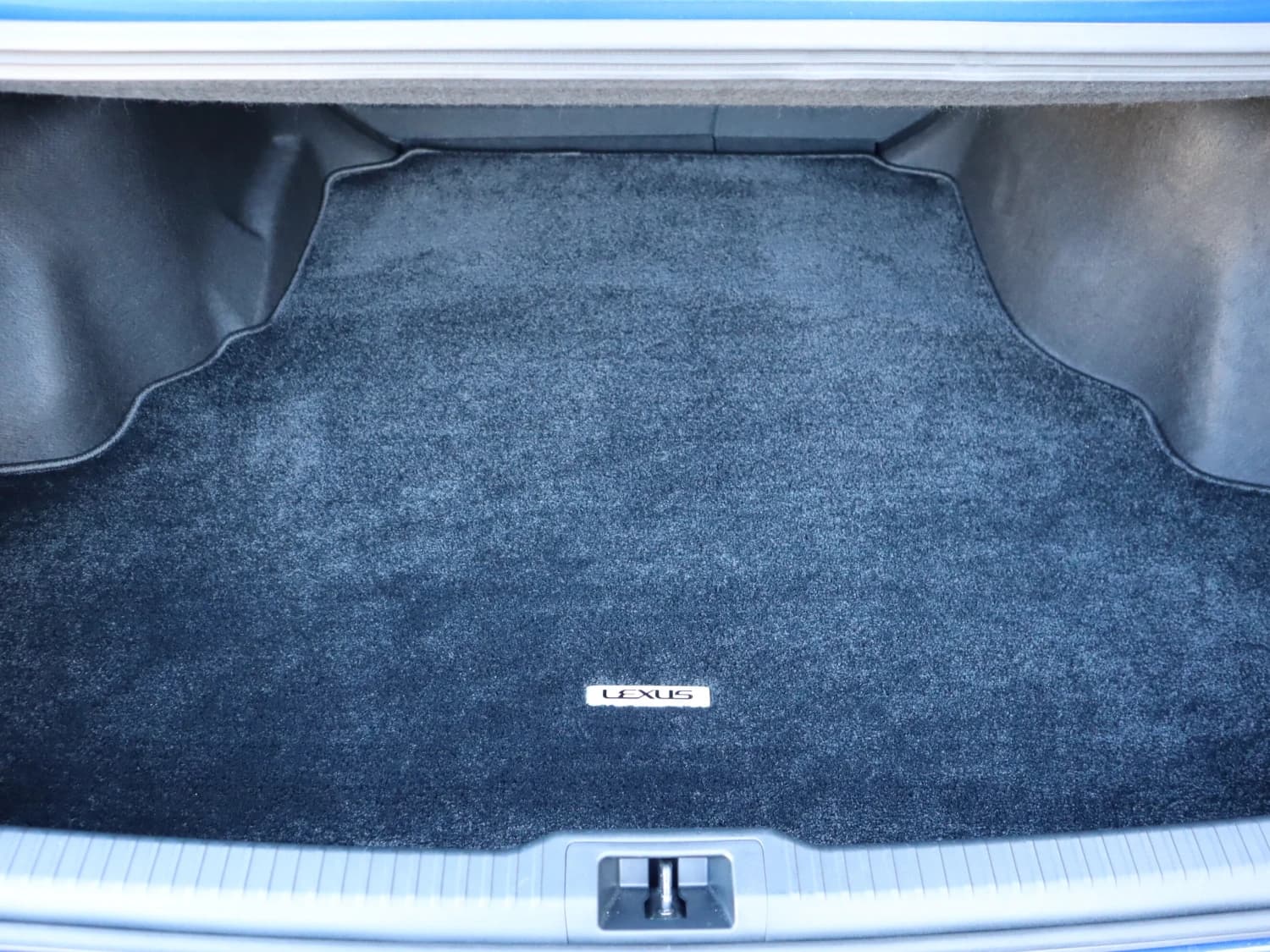 Lexus IS 300 - фото 28