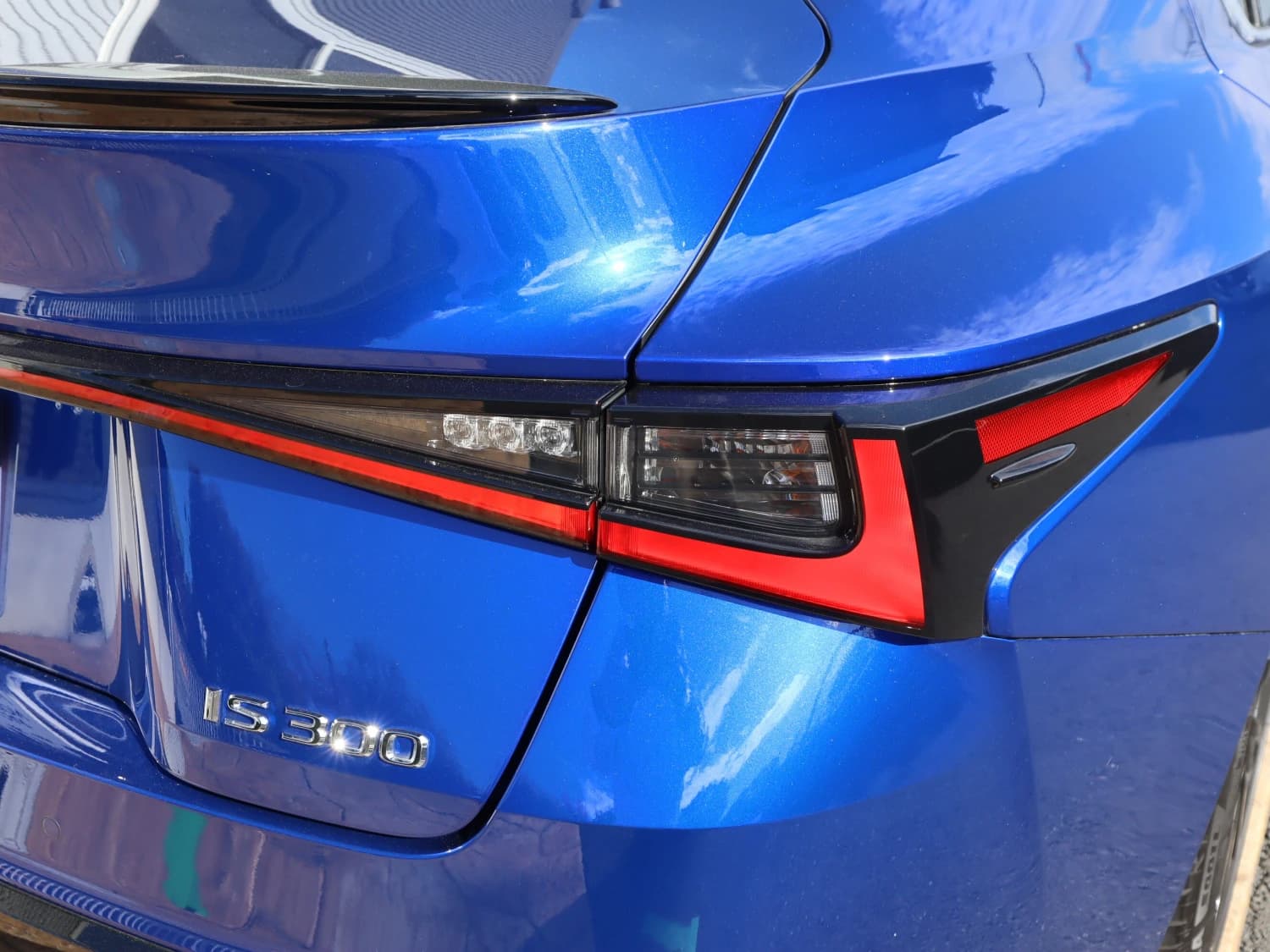 Lexus IS 300 - фото 32