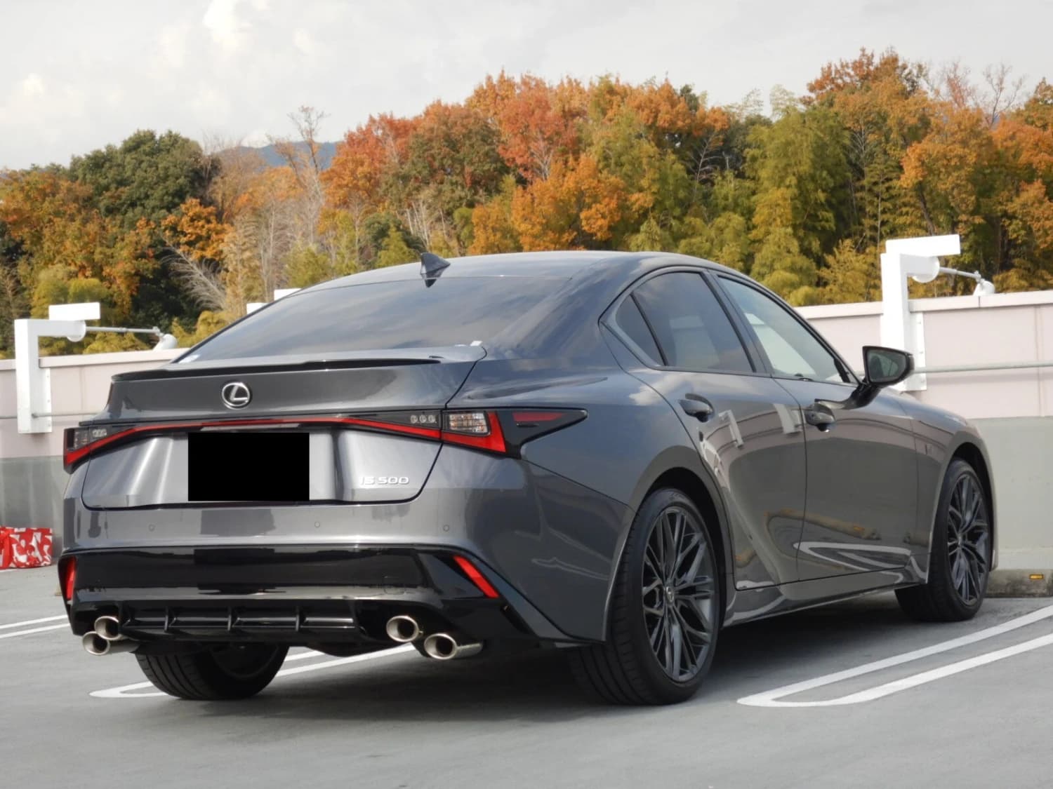 Lexus IS 500 - фото 7