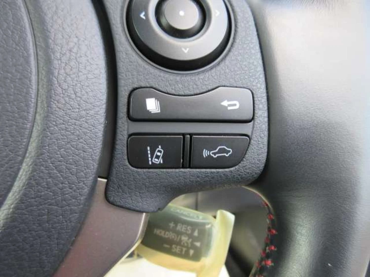 Lexus CT 200h - фото 14