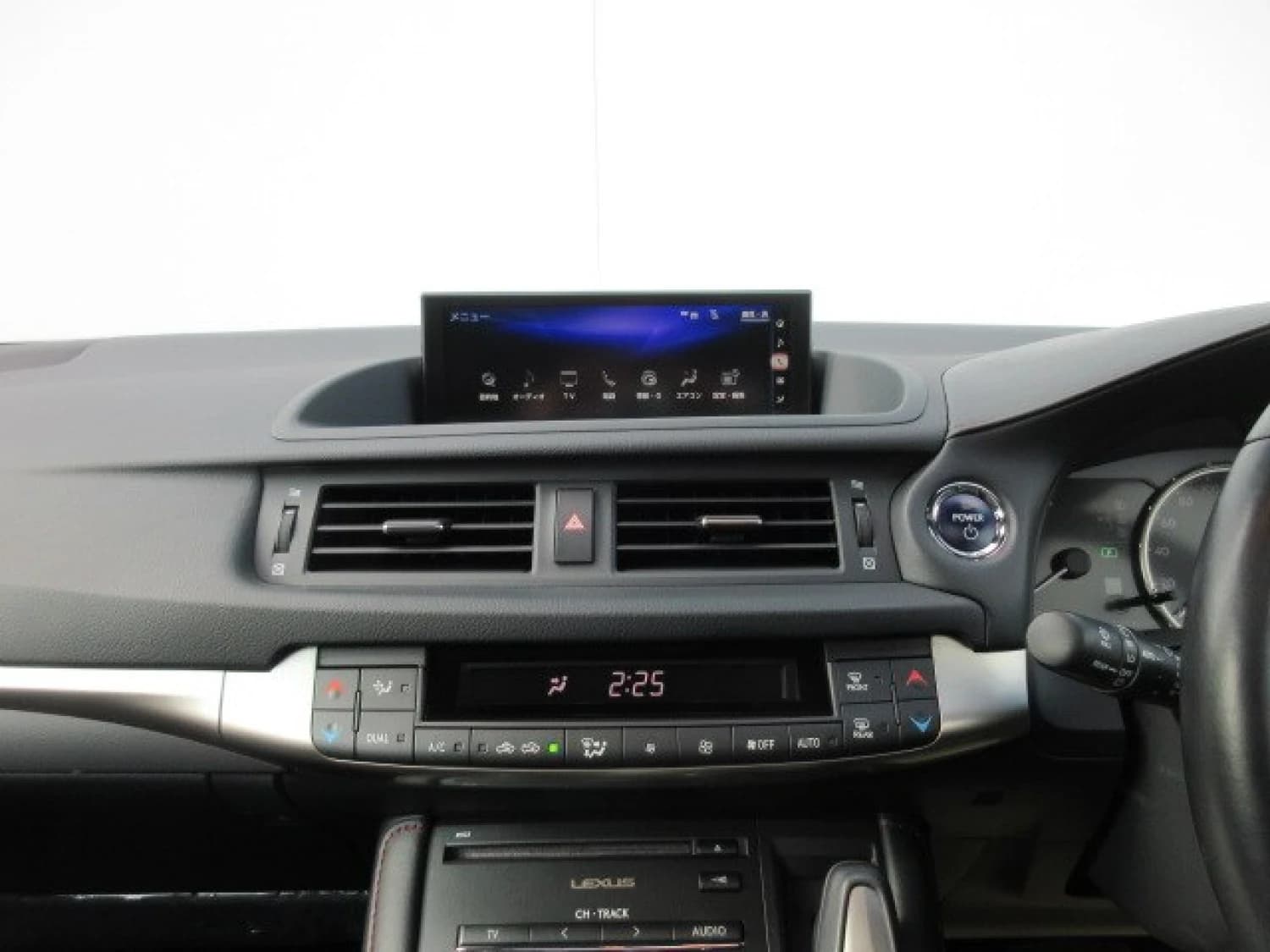 Lexus CT 200h - фото 17