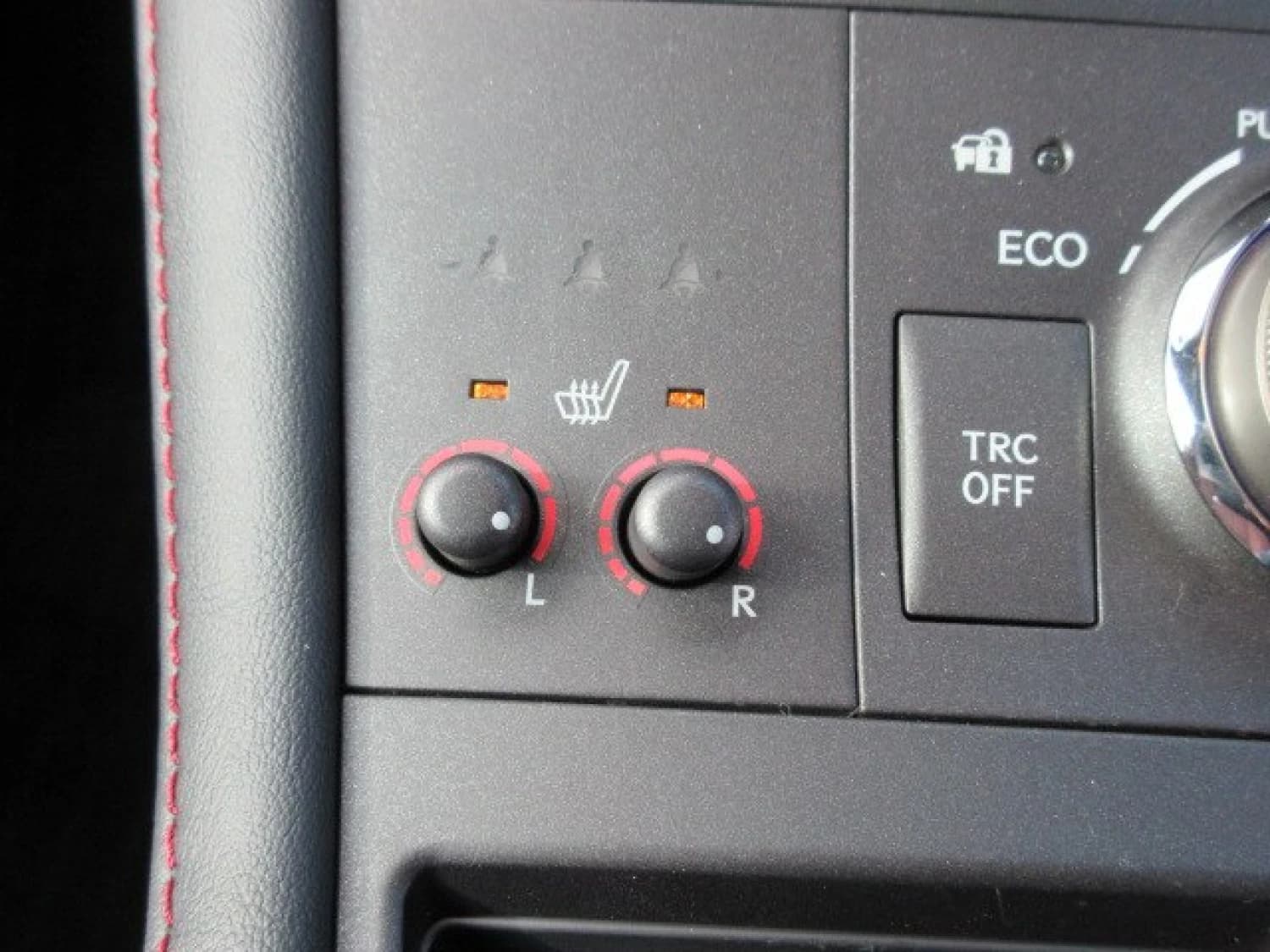 Lexus CT 200h - фото 21