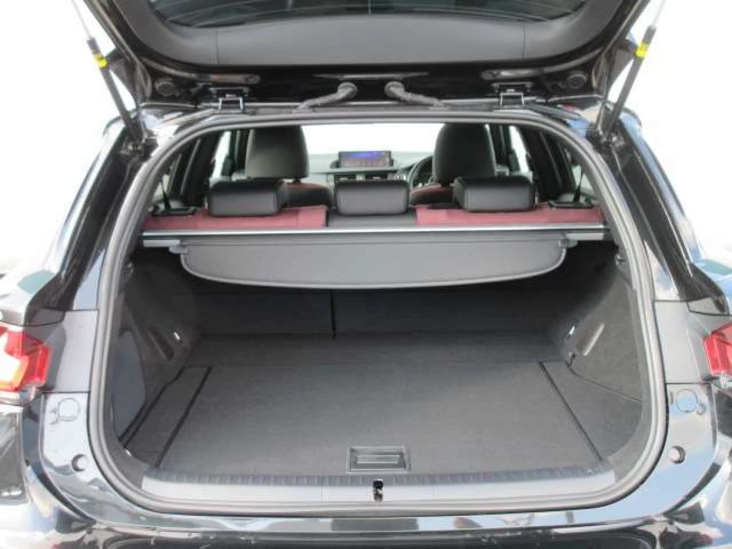 Lexus CT 200h - фото 29