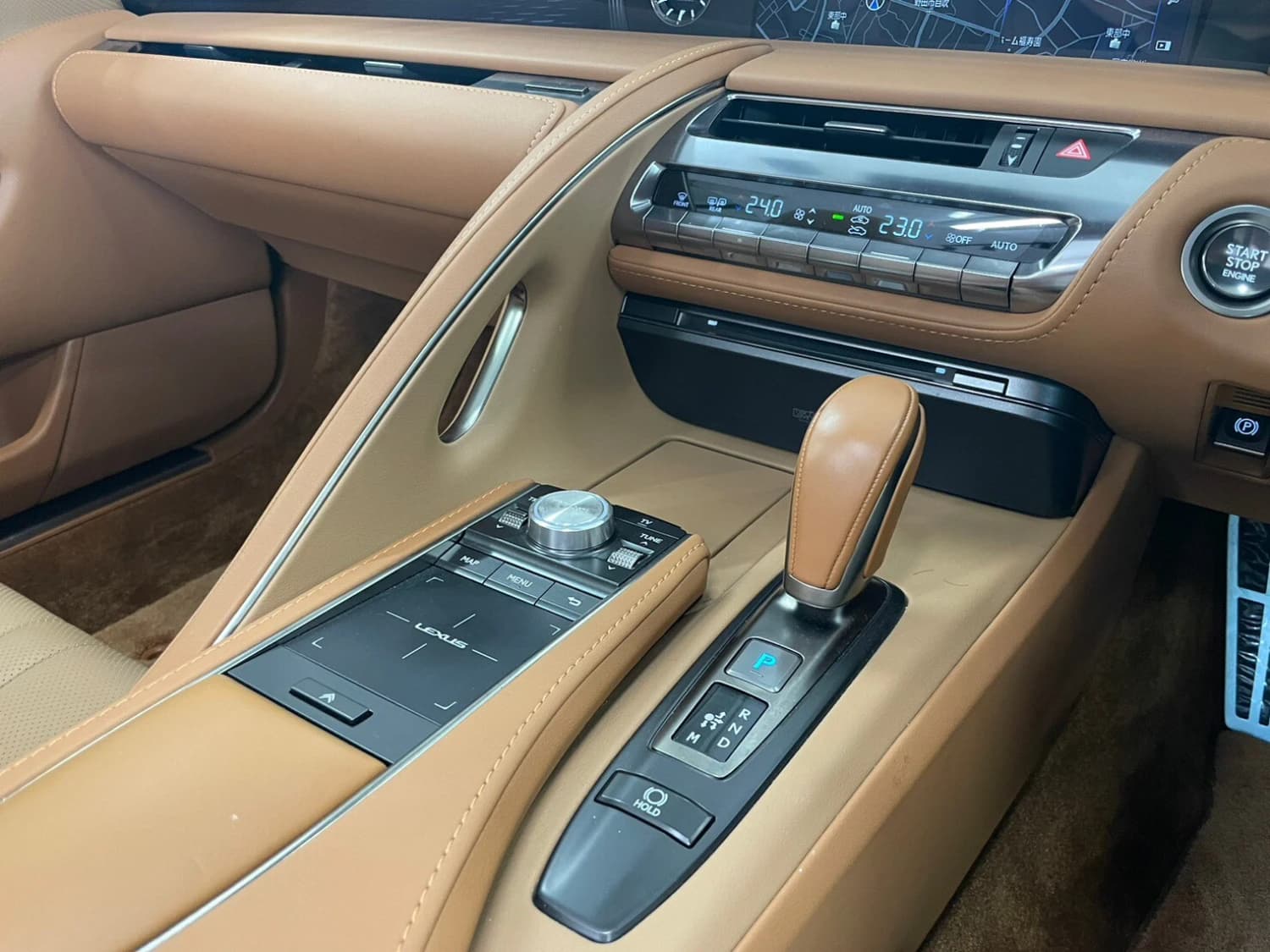 Lexus LC 500 Convertible - фото 18