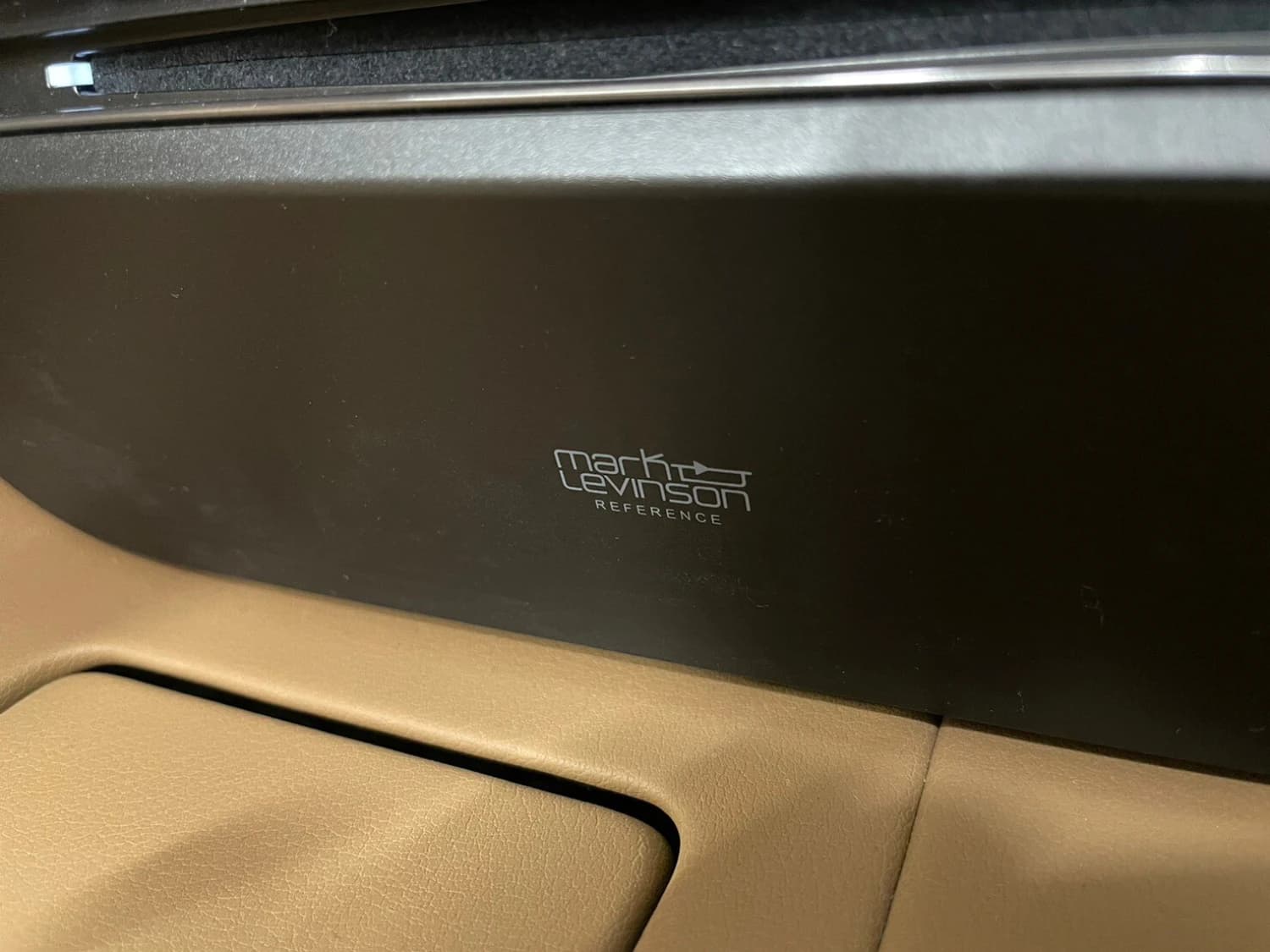 Lexus LC 500 Convertible - фото 21