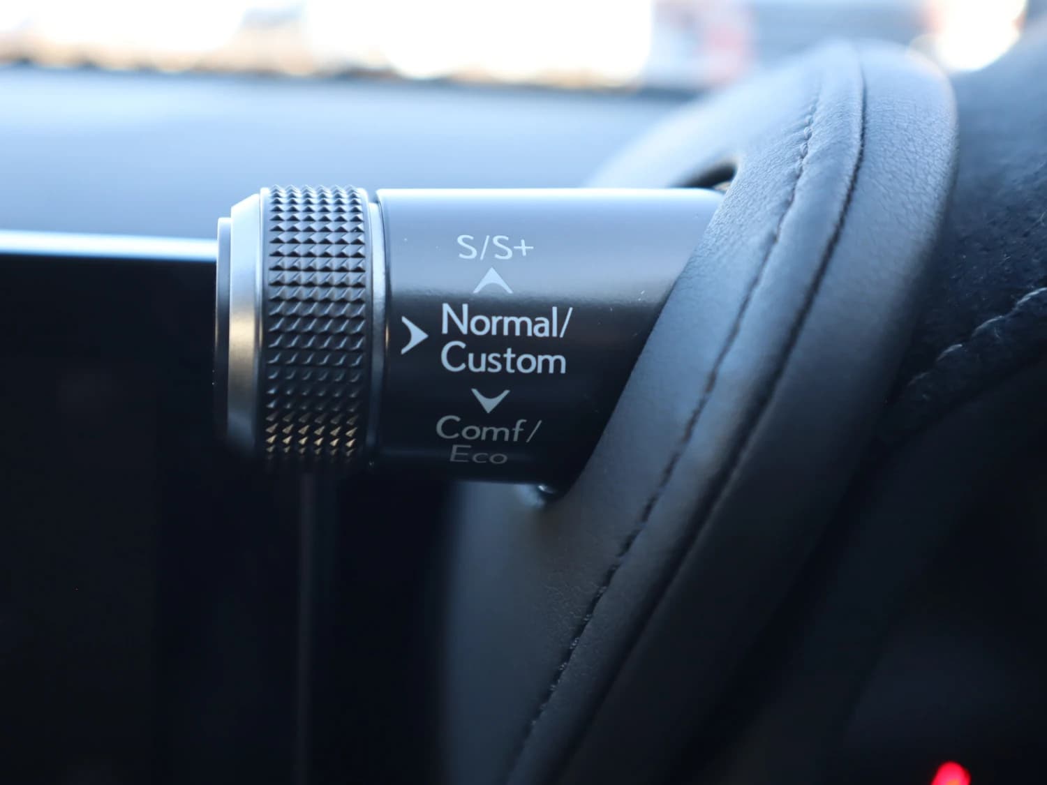 Lexus LC 500 - фото 13