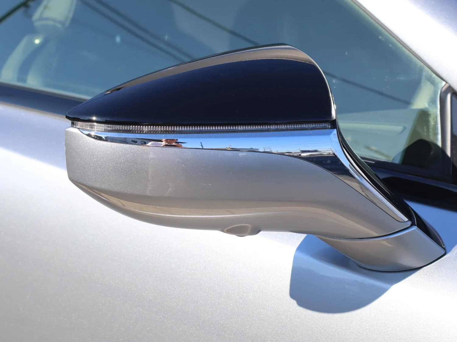 Lexus LC 500 - фото 34