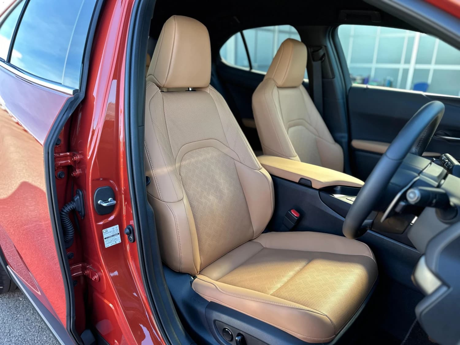 Lexus UX 200 - фото 11