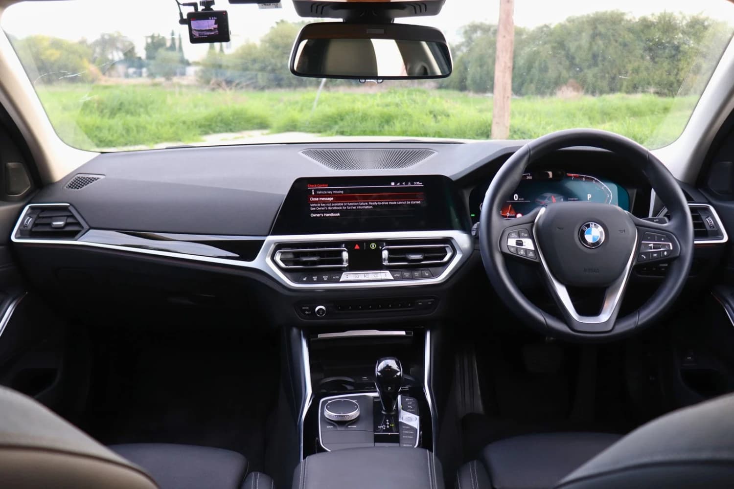 BMW 3 series 318i - фото 2