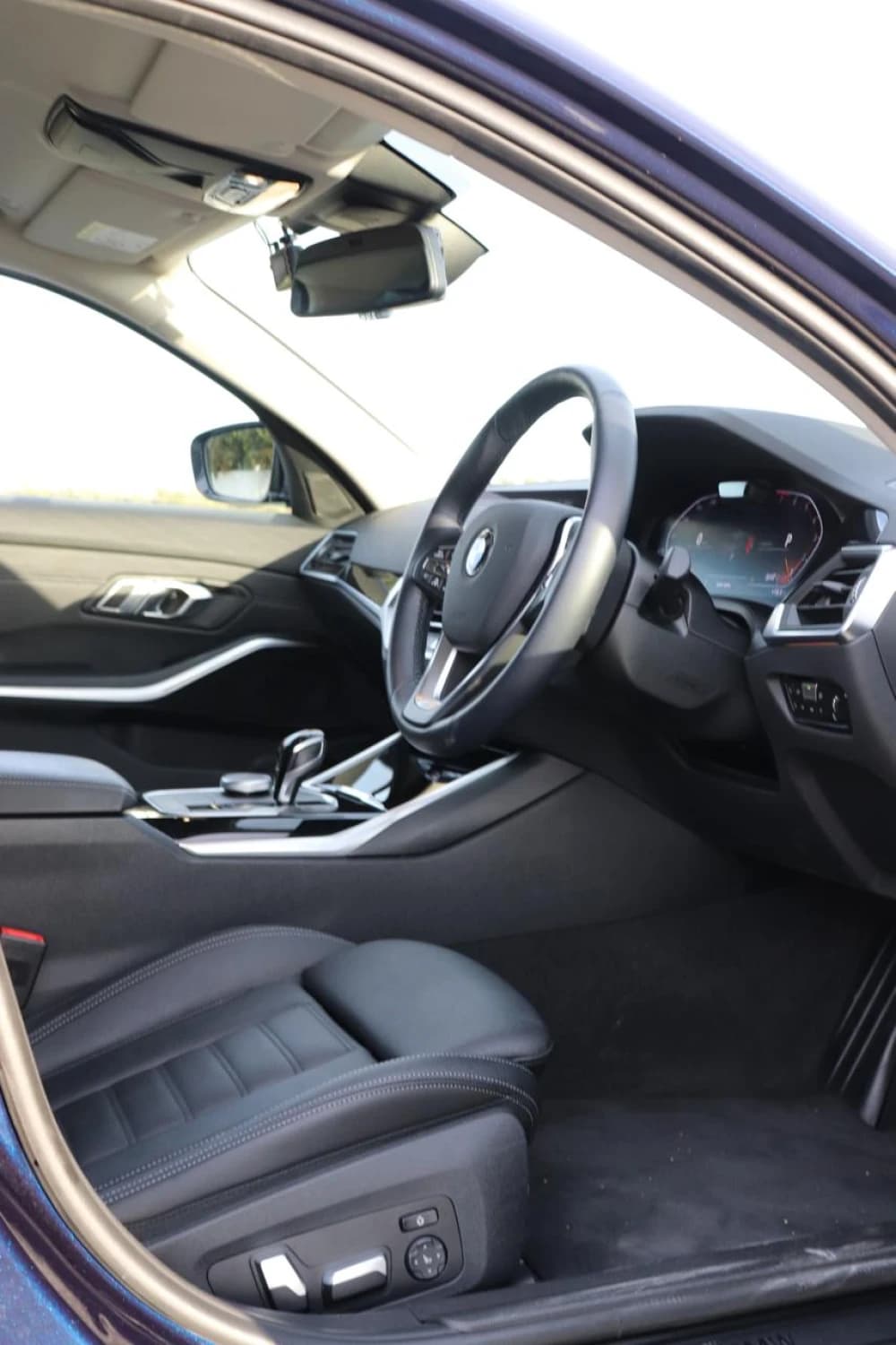 BMW 3 series 318i - фото 3