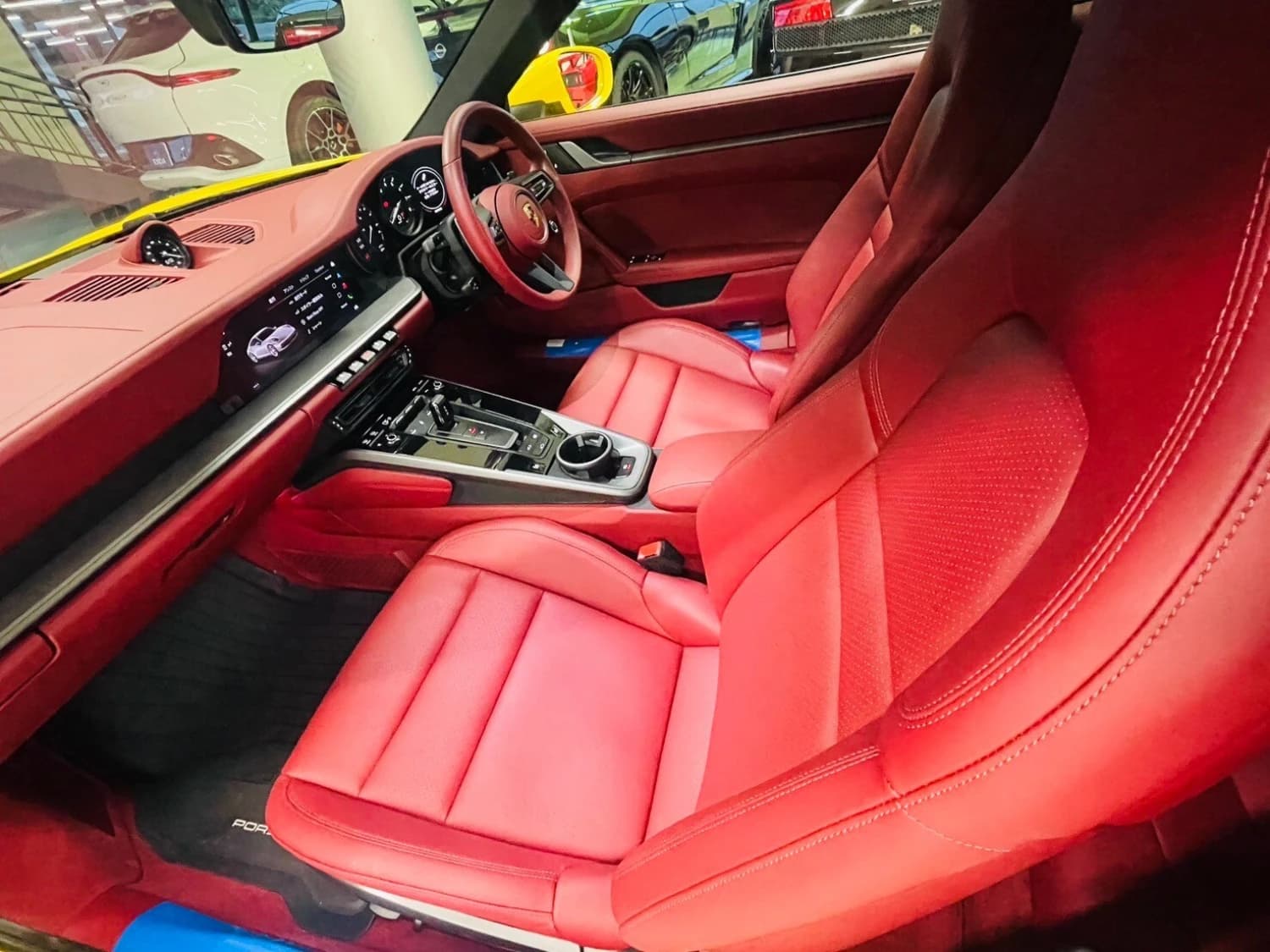 Porsche 911 Carrera T PDK - фото 12