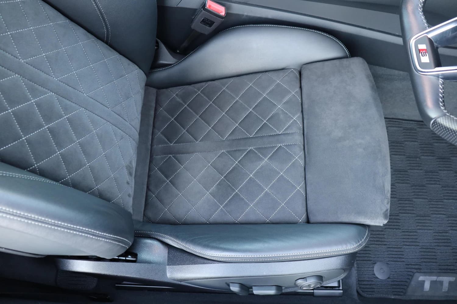 Audi TT 40 TFSI S Line Package - фото 13