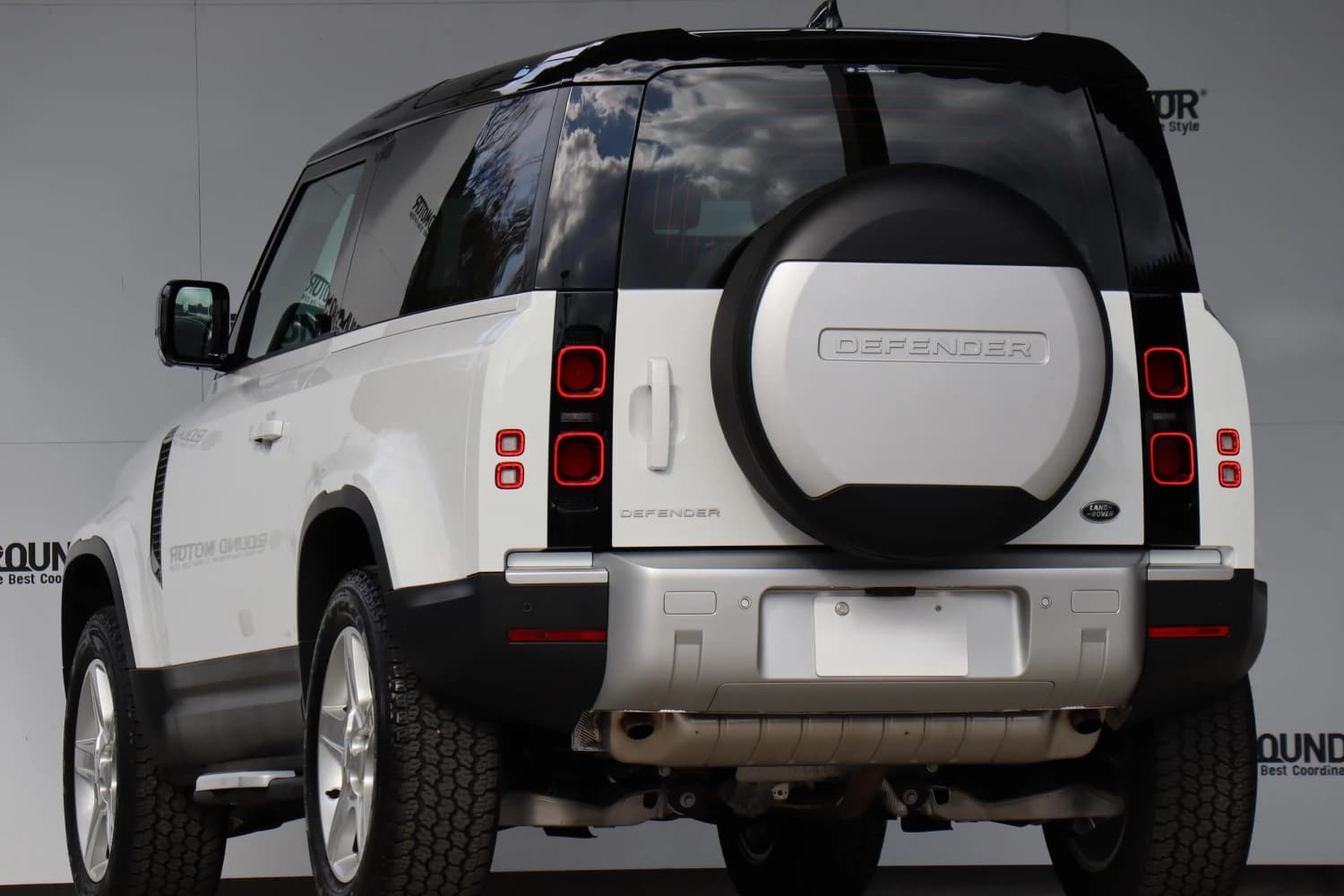 Land Rover Defender - фото 6