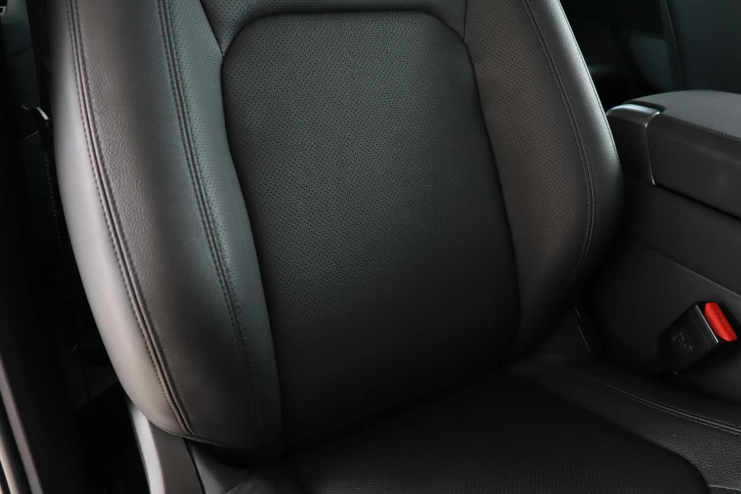 Land Rover Defender - фото 19