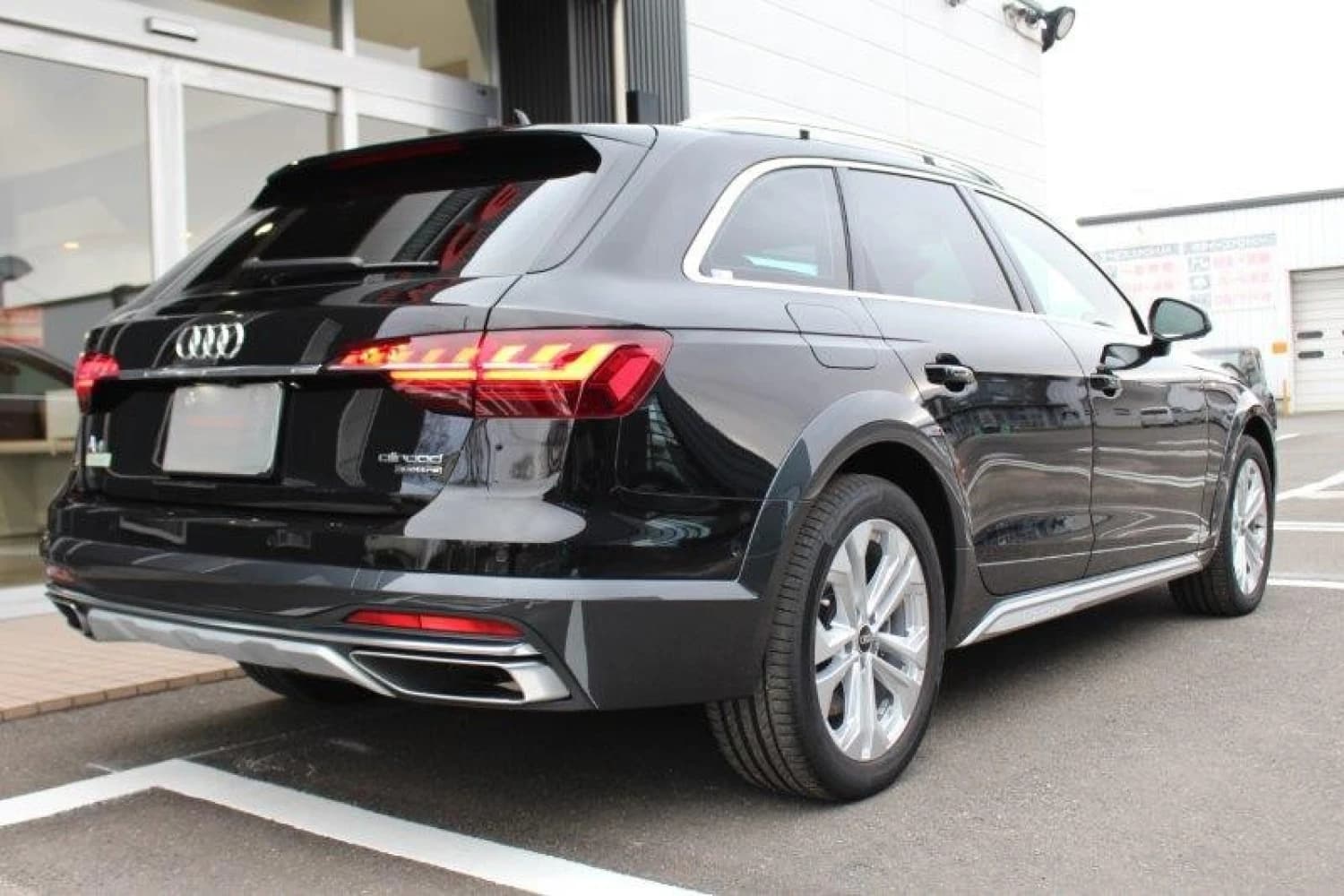 Audi A4 Allroad Quattro - фото 9