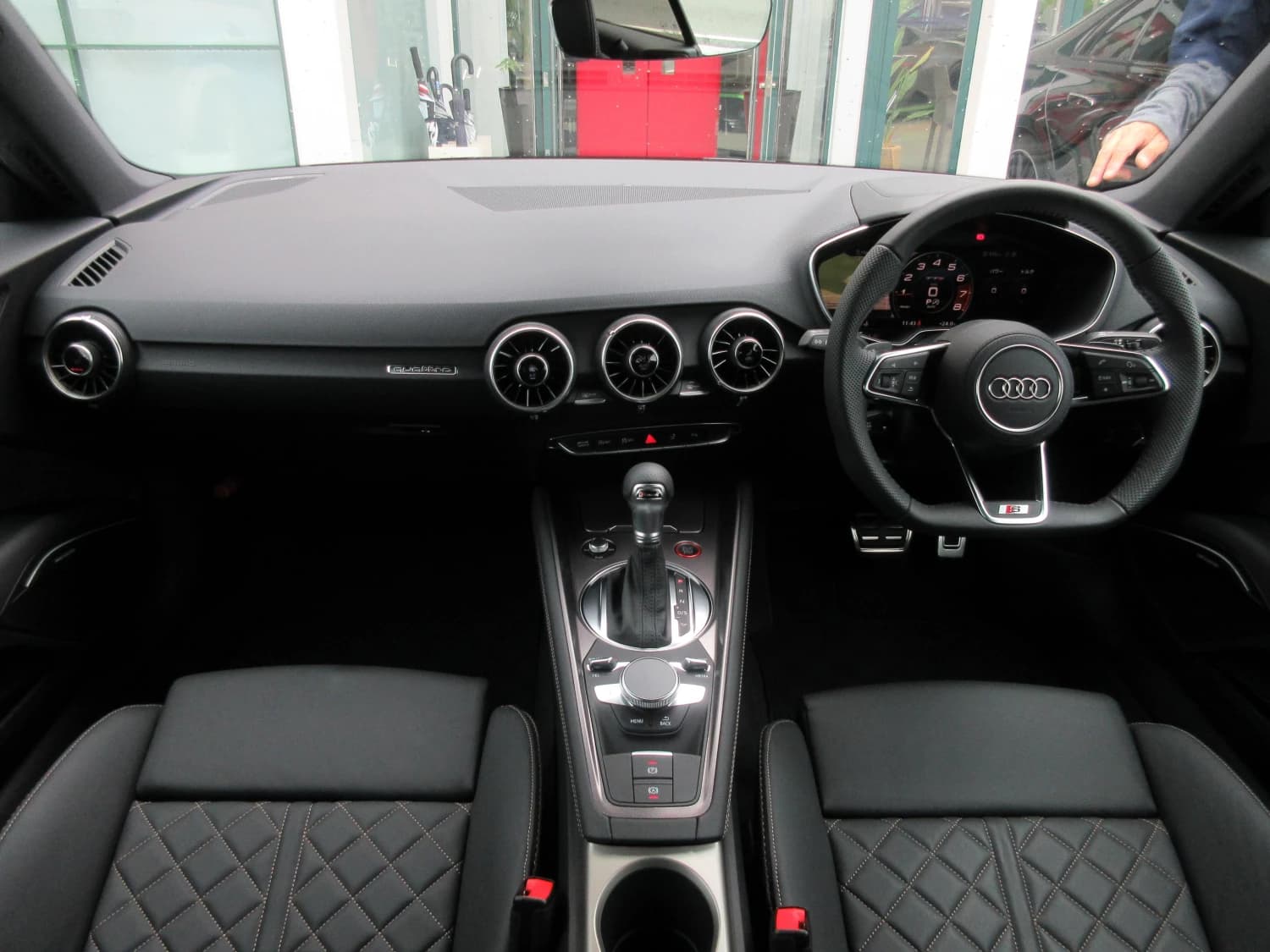 Audi TTS Memorial Edition - фото 2