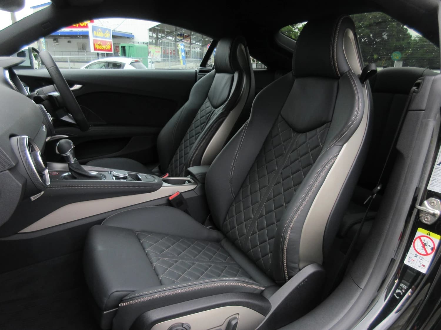 Audi TTS Memorial Edition - фото 3