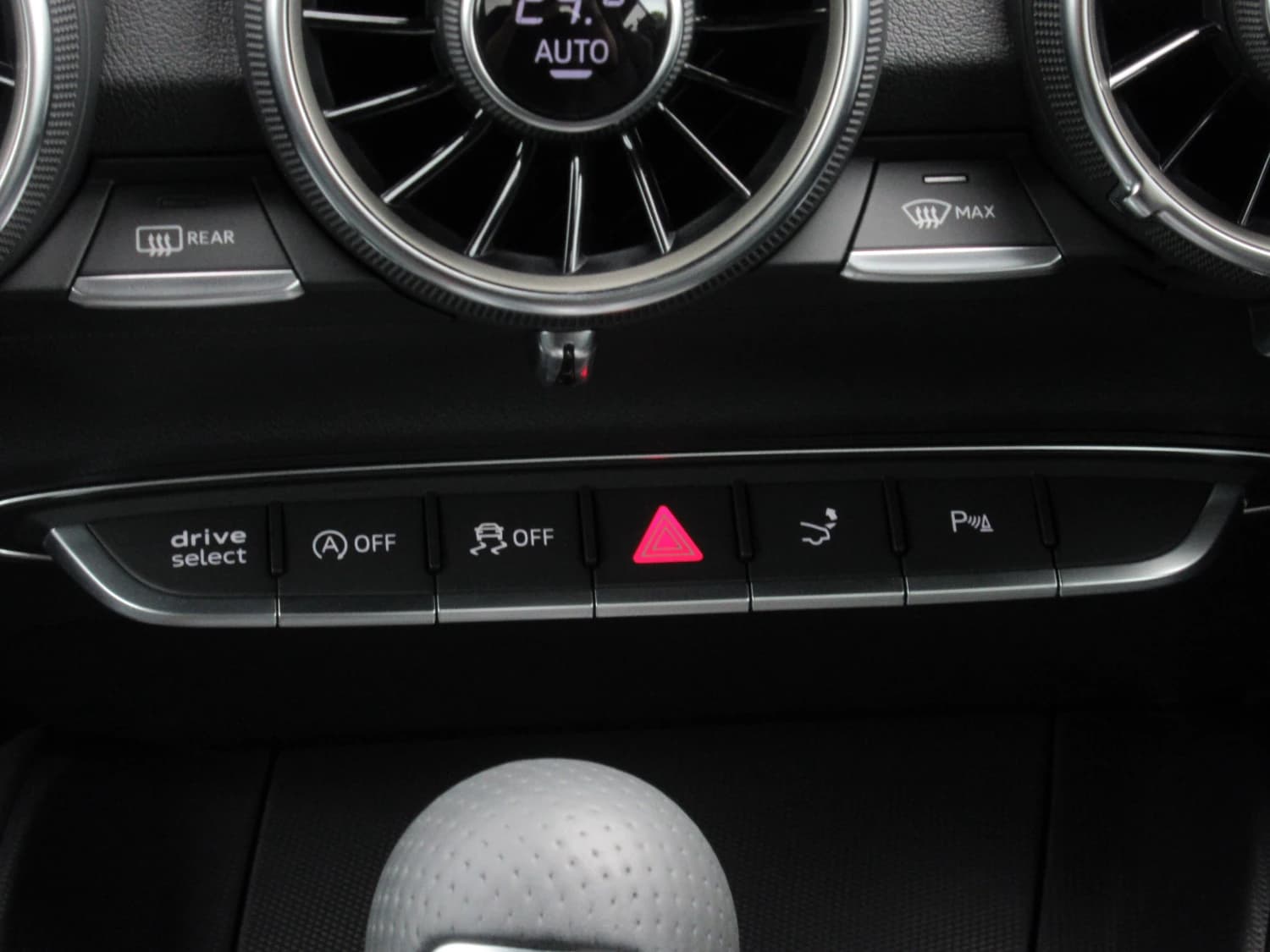 Audi TTS Memorial Edition - фото 15